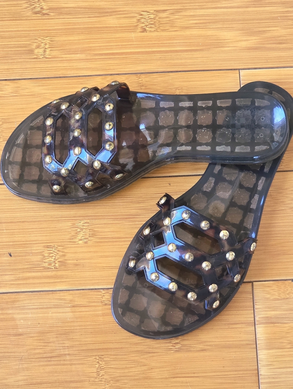 VINCE CAMUTO Sandals Carron Studded Jelly Tortoiseshell Slides Womens 7